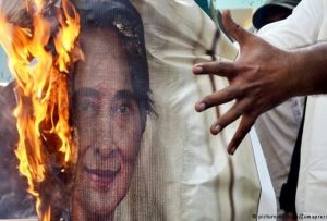 Mianmar 19 Sh 300x203 - میانمار ننگی بر دامان یک برنده جایزه صلح نوبل
