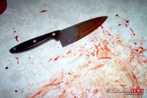 ghatl 3m 300x200 - قتل پدر به دست پسر با ضربات چاقو